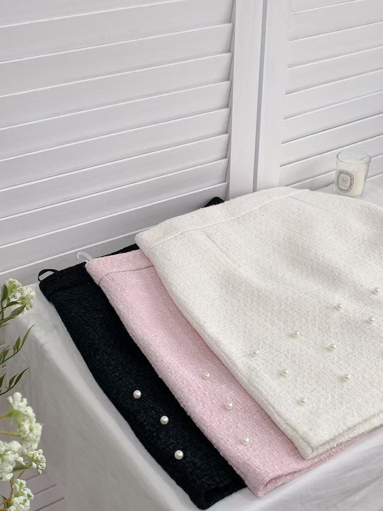 HELLO MILK TEE- 85658 釘珠半裙