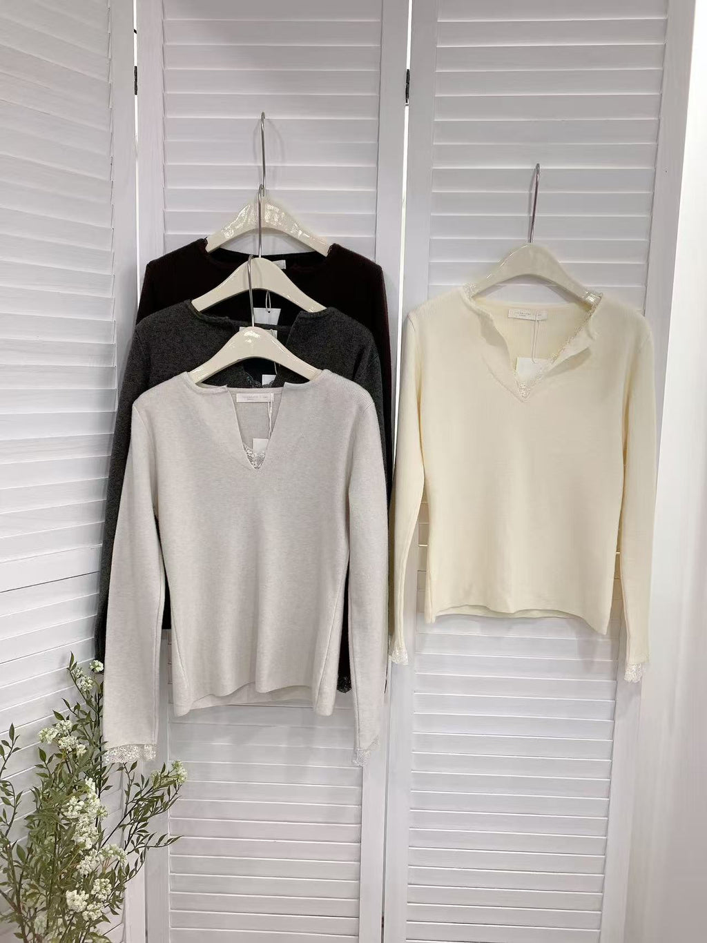 HELLO MILK TEE- 85583 蕾絲邊打底