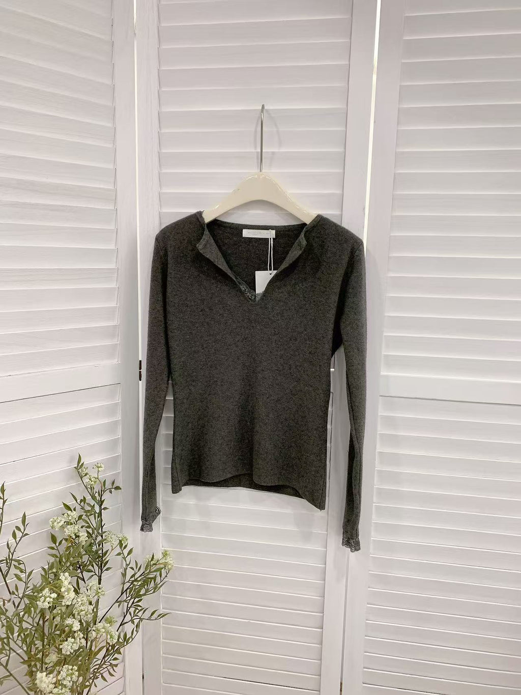 HELLO MILK TEE- 85583 蕾絲邊打底