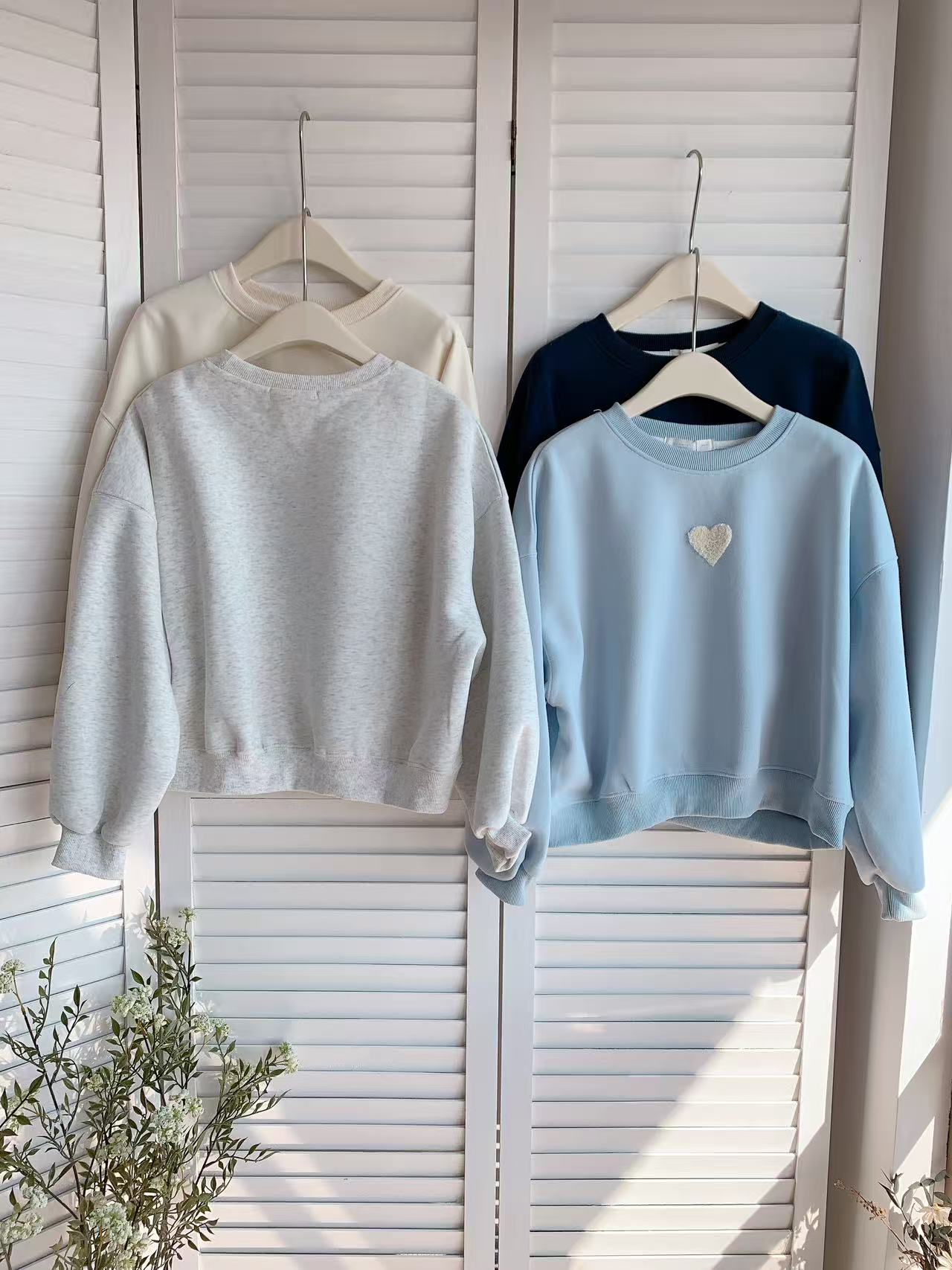 HELLO MILK TEE- 85679 套頭衛衣