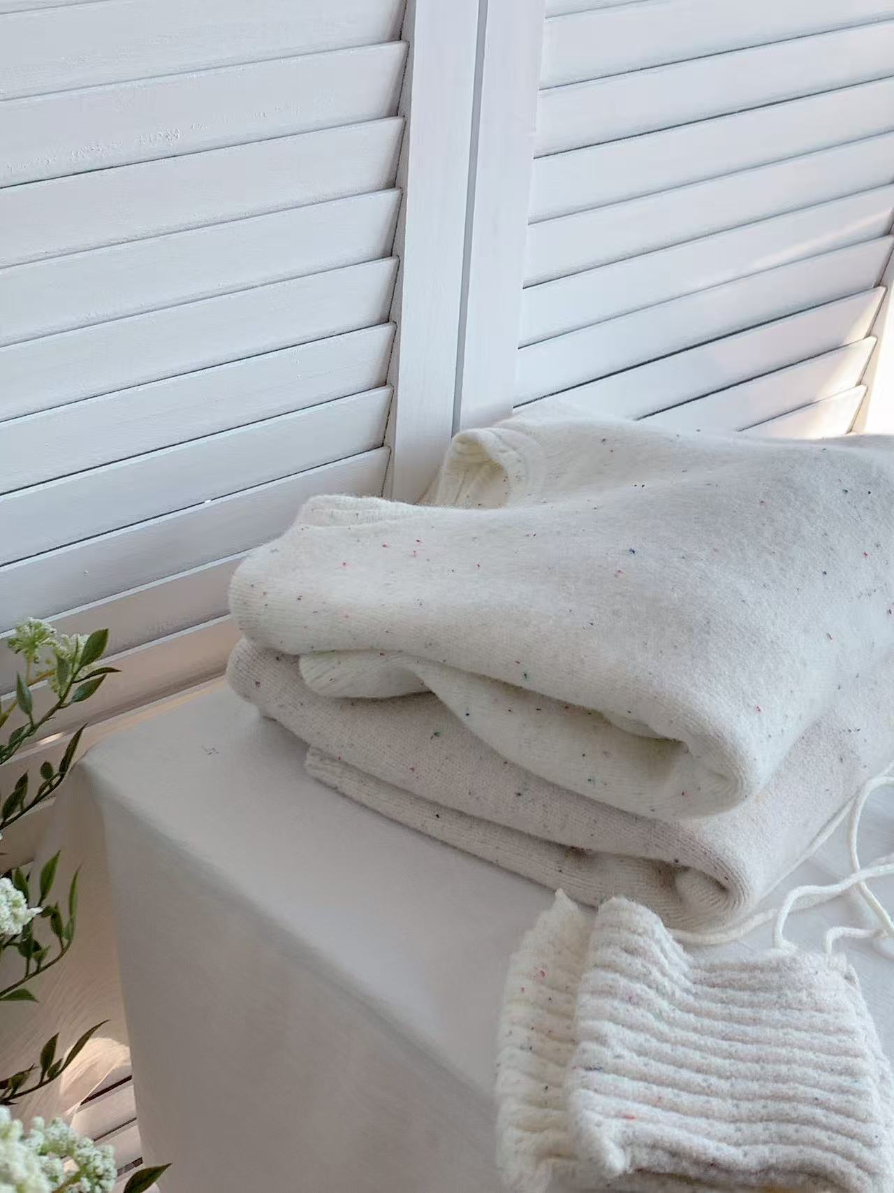 HELLO MILK TEE- 85675 圓領毛衣