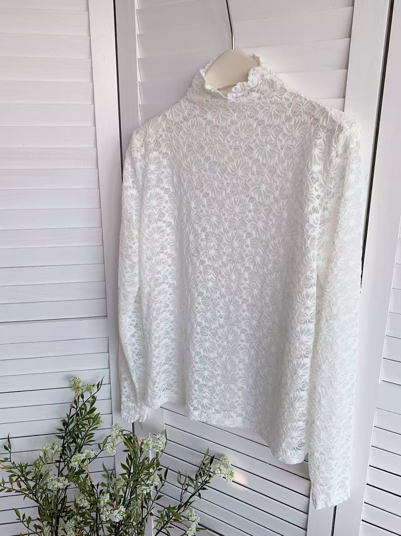 HELLO MILK TEE- 85705 蕾絲上衣