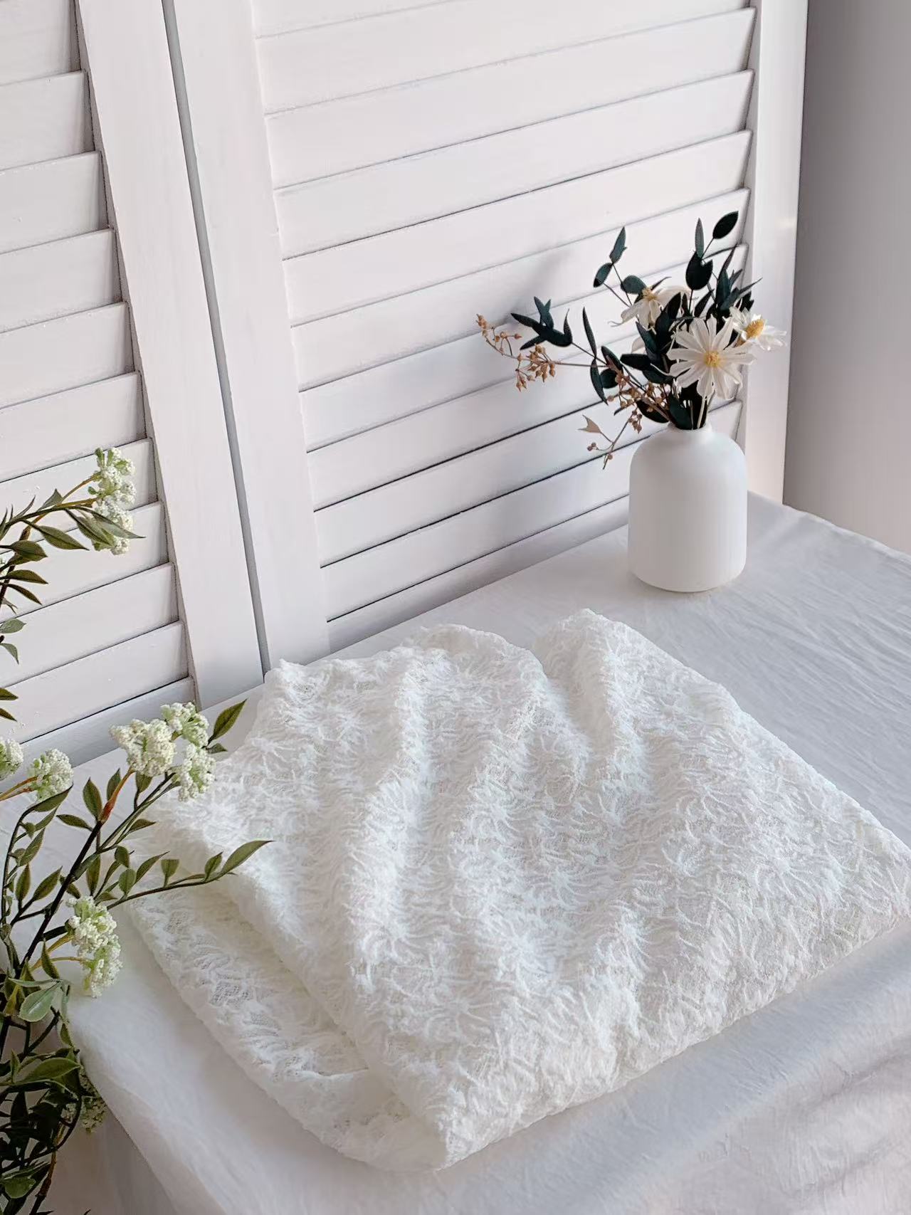 HELLO MILK TEE- 85705 蕾絲上衣