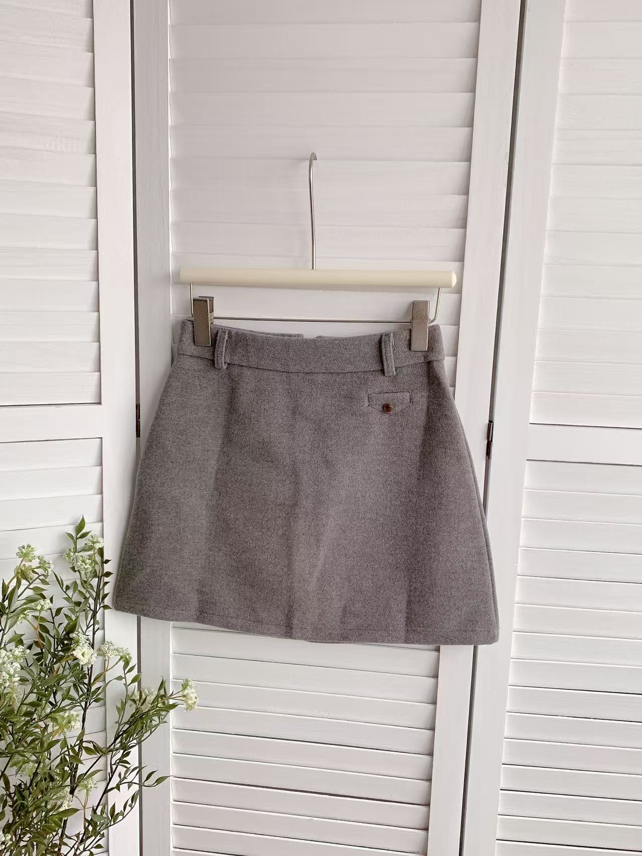 HELLO MILK TEE- 85737 百搭短裙