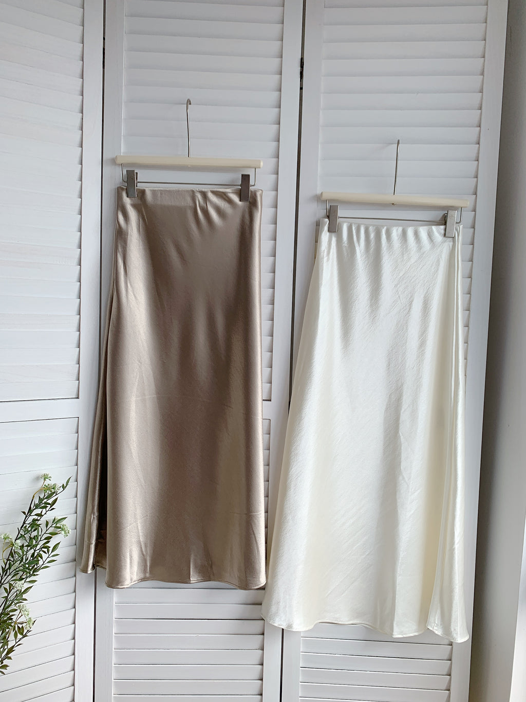 HELLO MILK TEE- 85673 簡約半裙