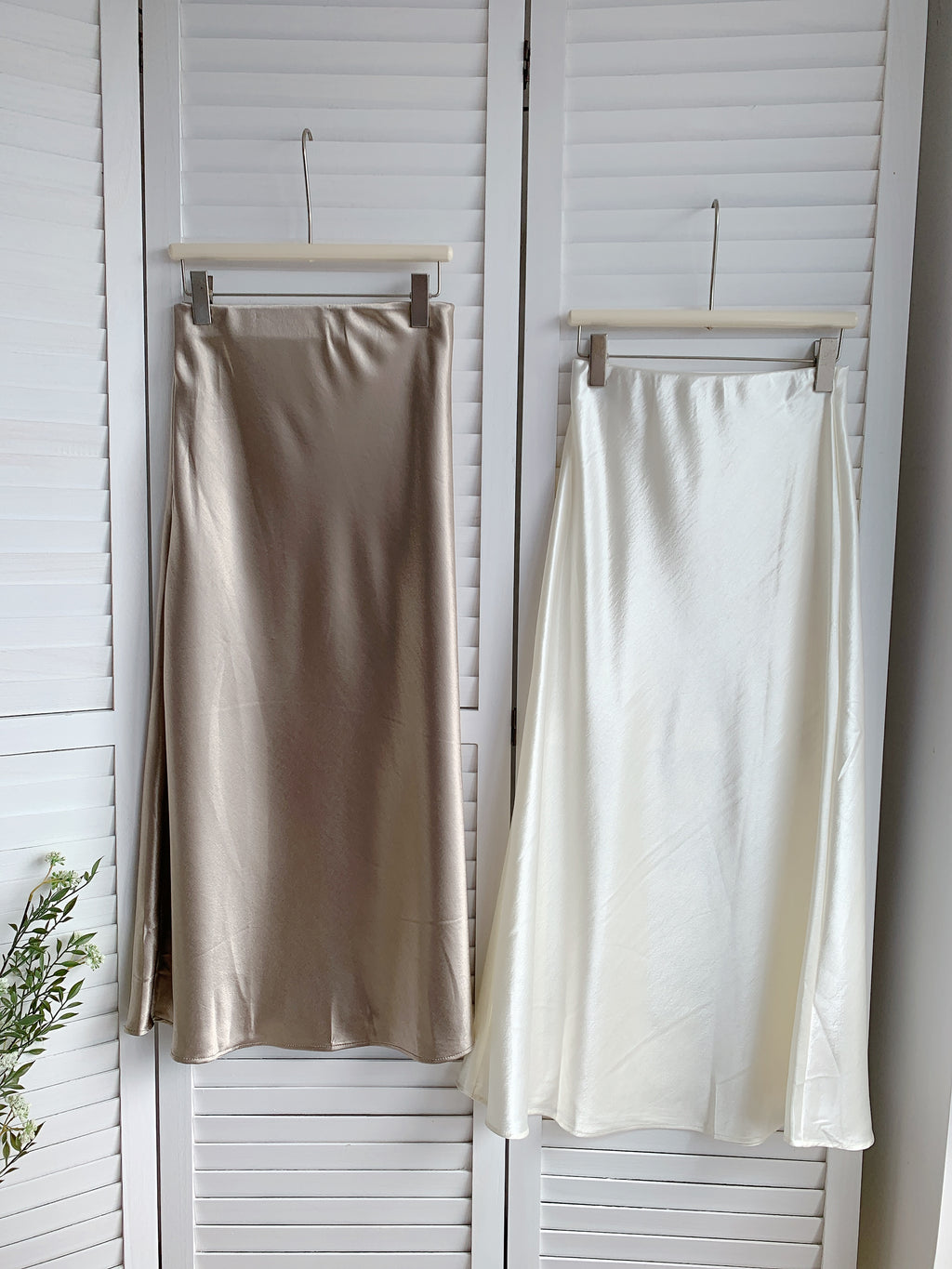 HELLO MILK TEE- 85673 簡約半裙