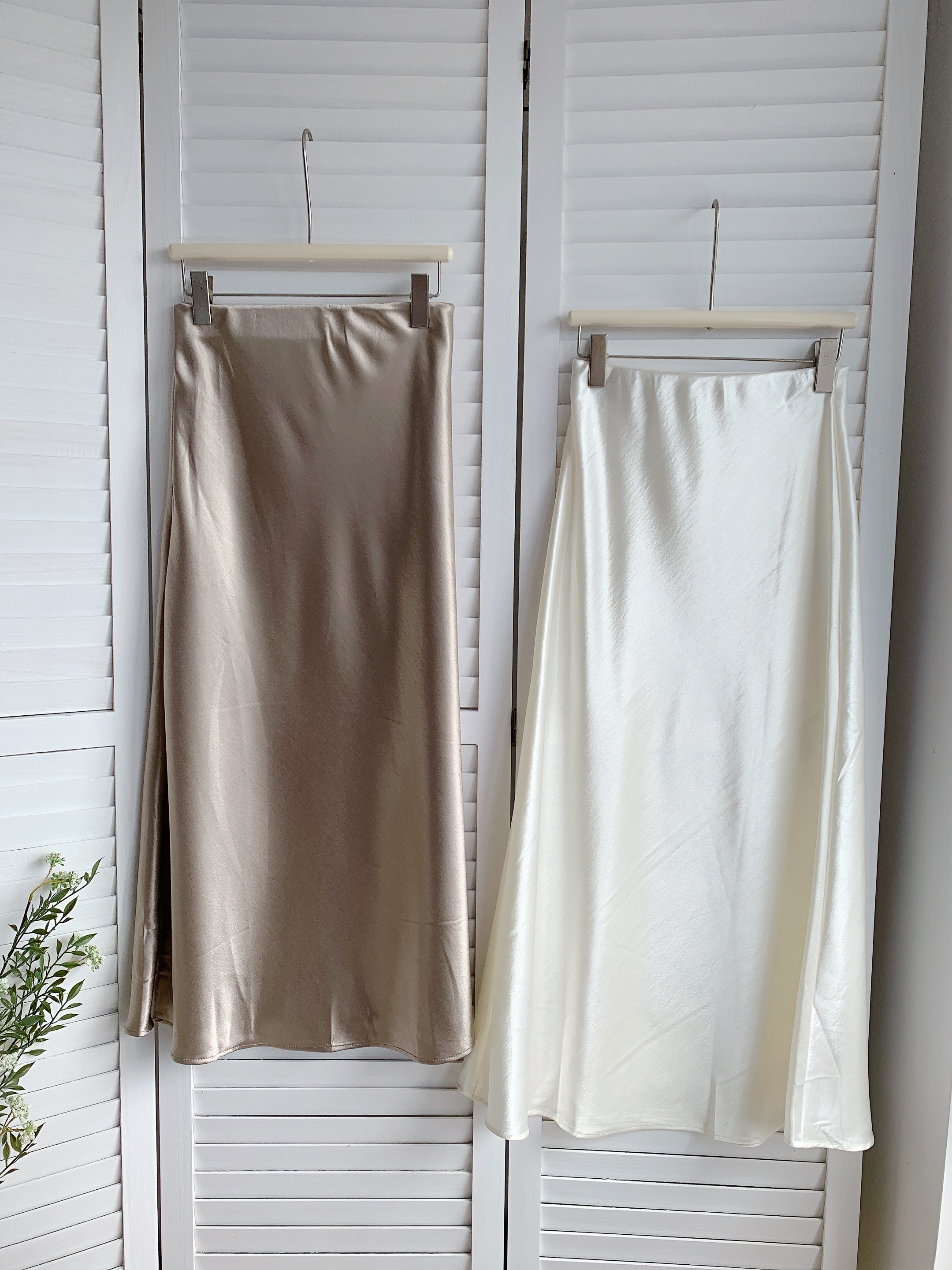 HELLO MILK TEE- 85673 簡約半裙