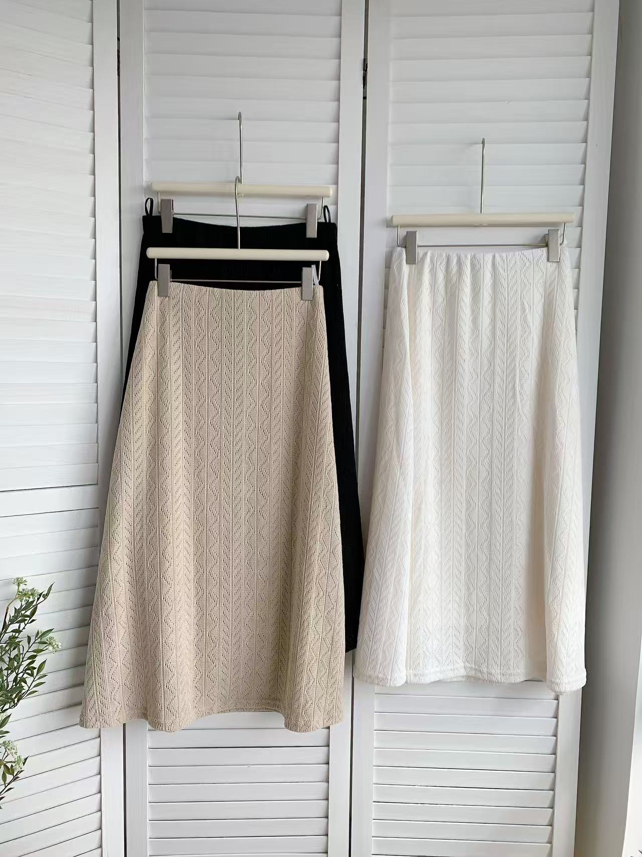 HELLO MILK TEE- 85721 質感半裙