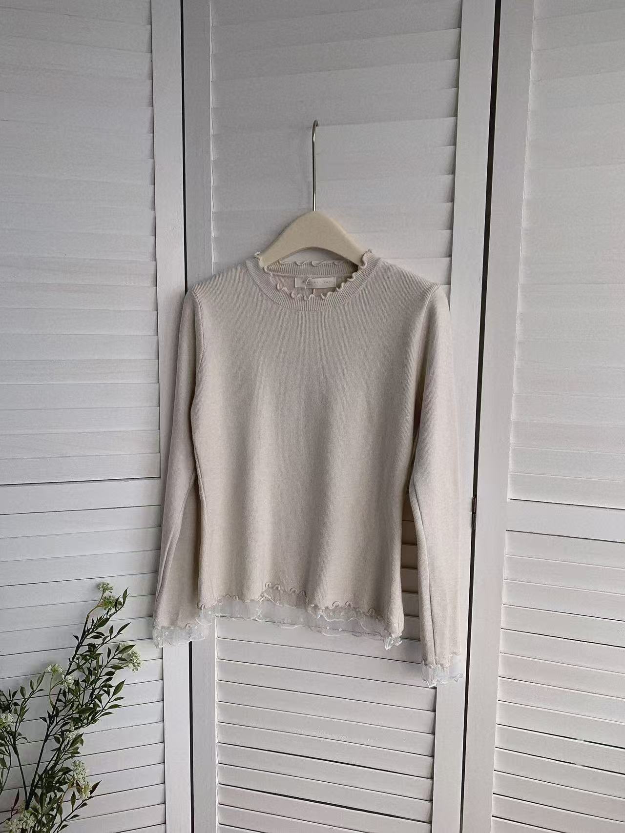 HELLO MILK TEE- 85726 木耳邊上衣