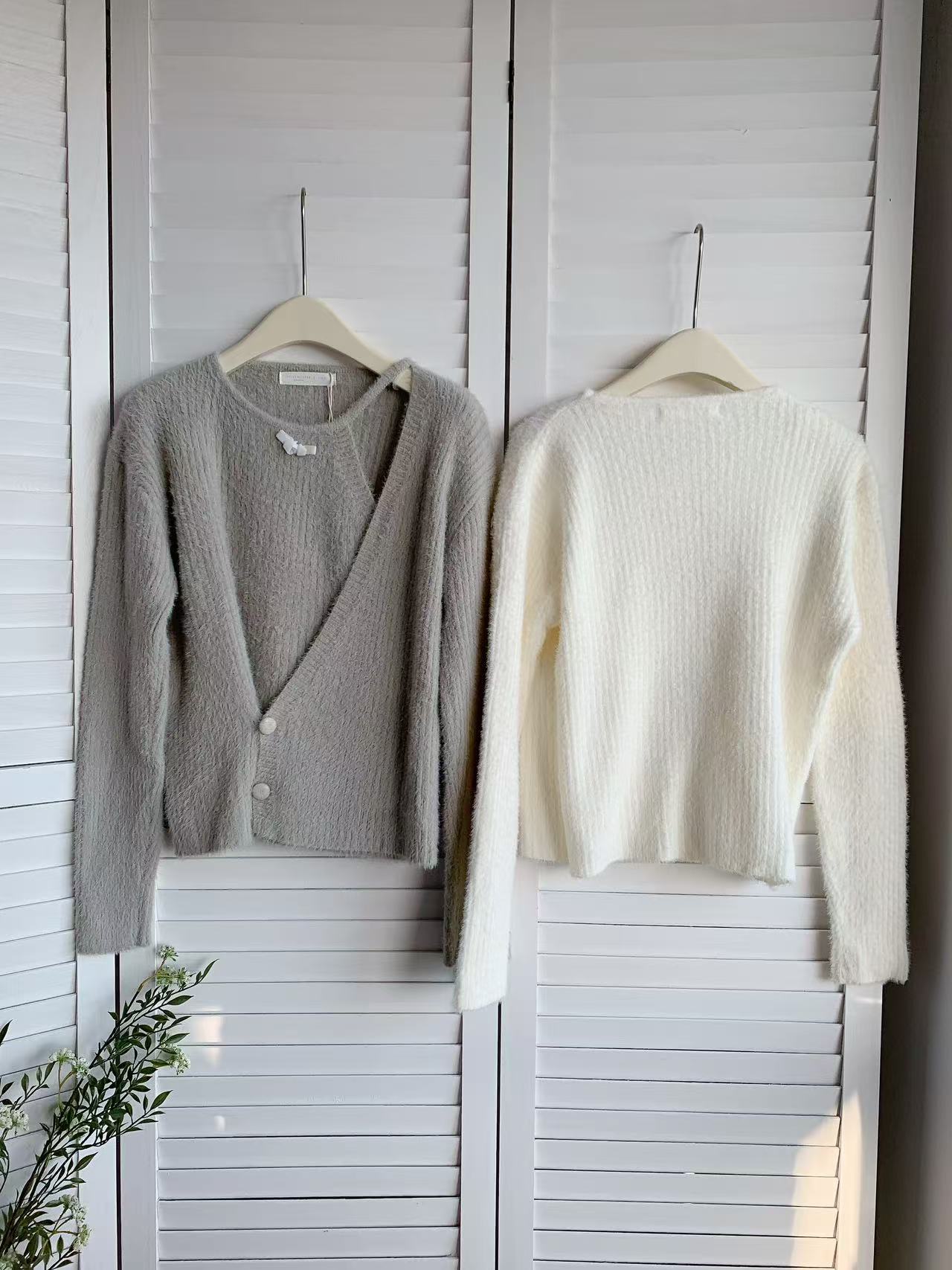 HELLO MILK TEE- 85692 設計感上衣