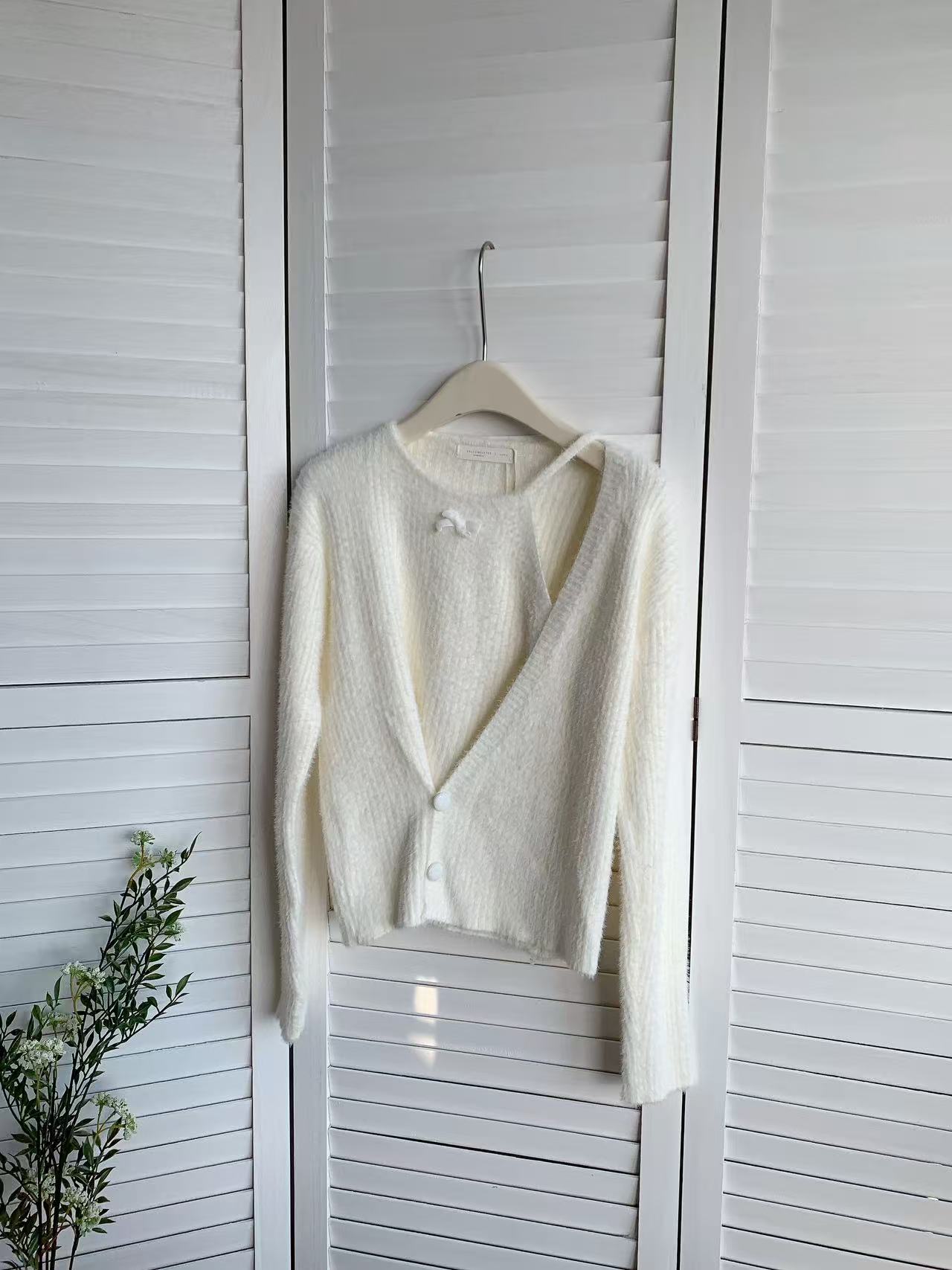 HELLO MILK TEE- 85692 設計感上衣