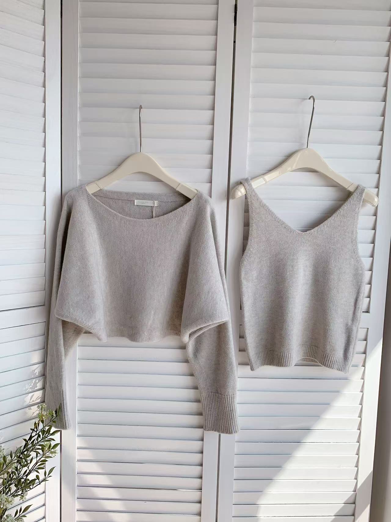 HELLO MILK TEE- 85728 針織套裝