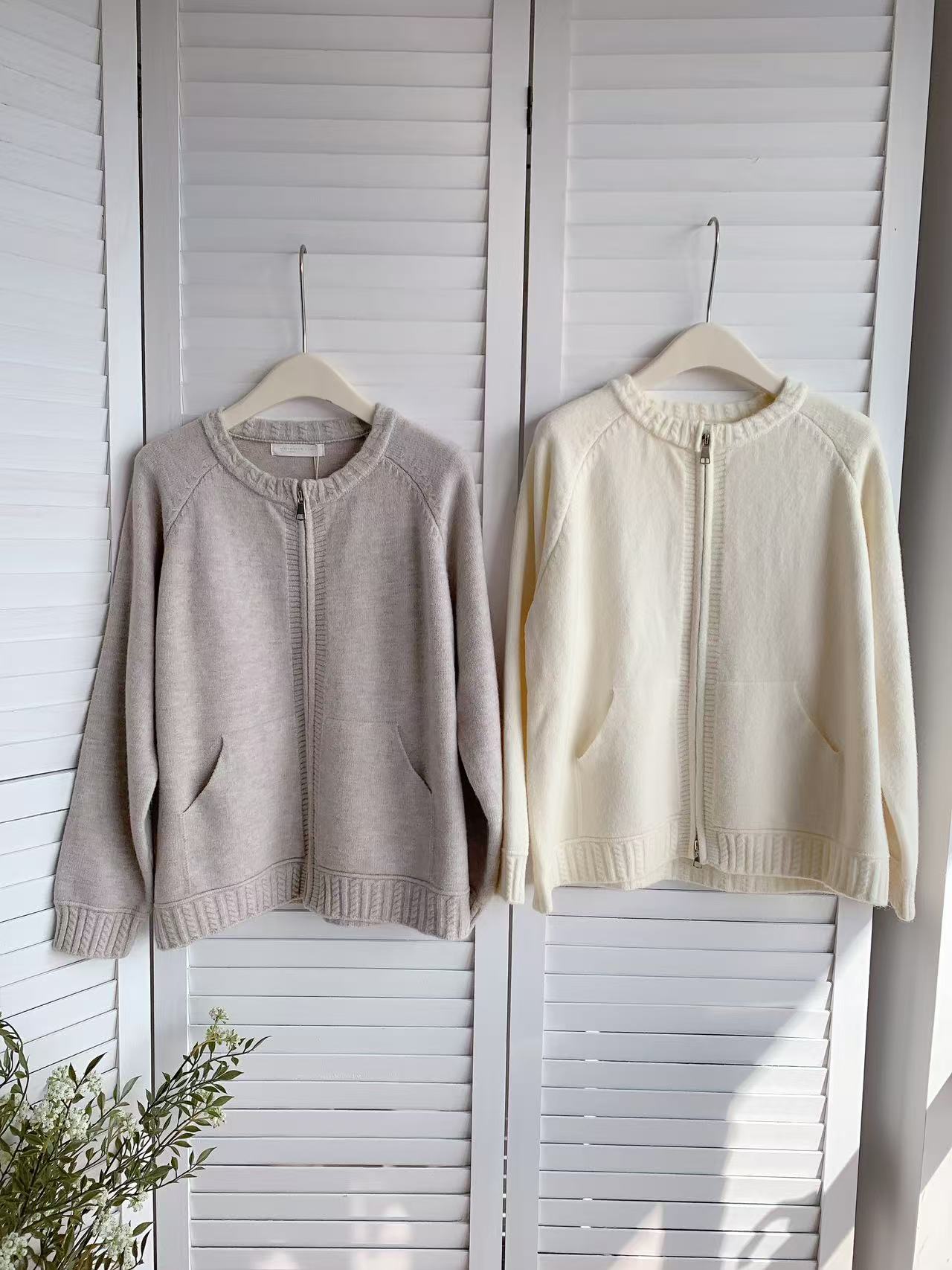 HELLO MILK TEE- 85689 極簡上衣