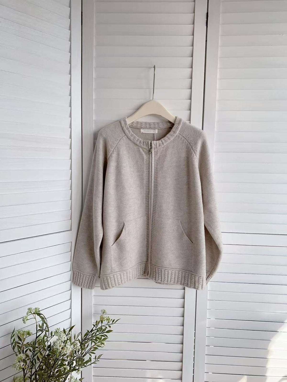 HELLO MILK TEE- 85689 極簡上衣