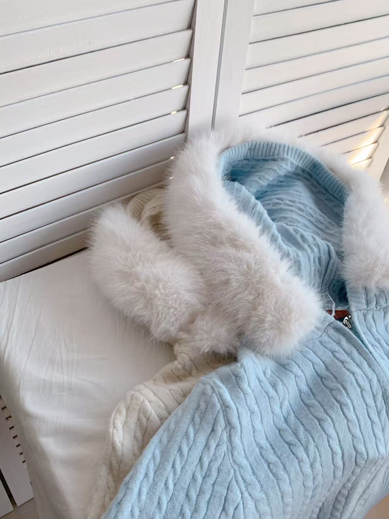 HELLO MILK TEE- 85688 拉鏈外套