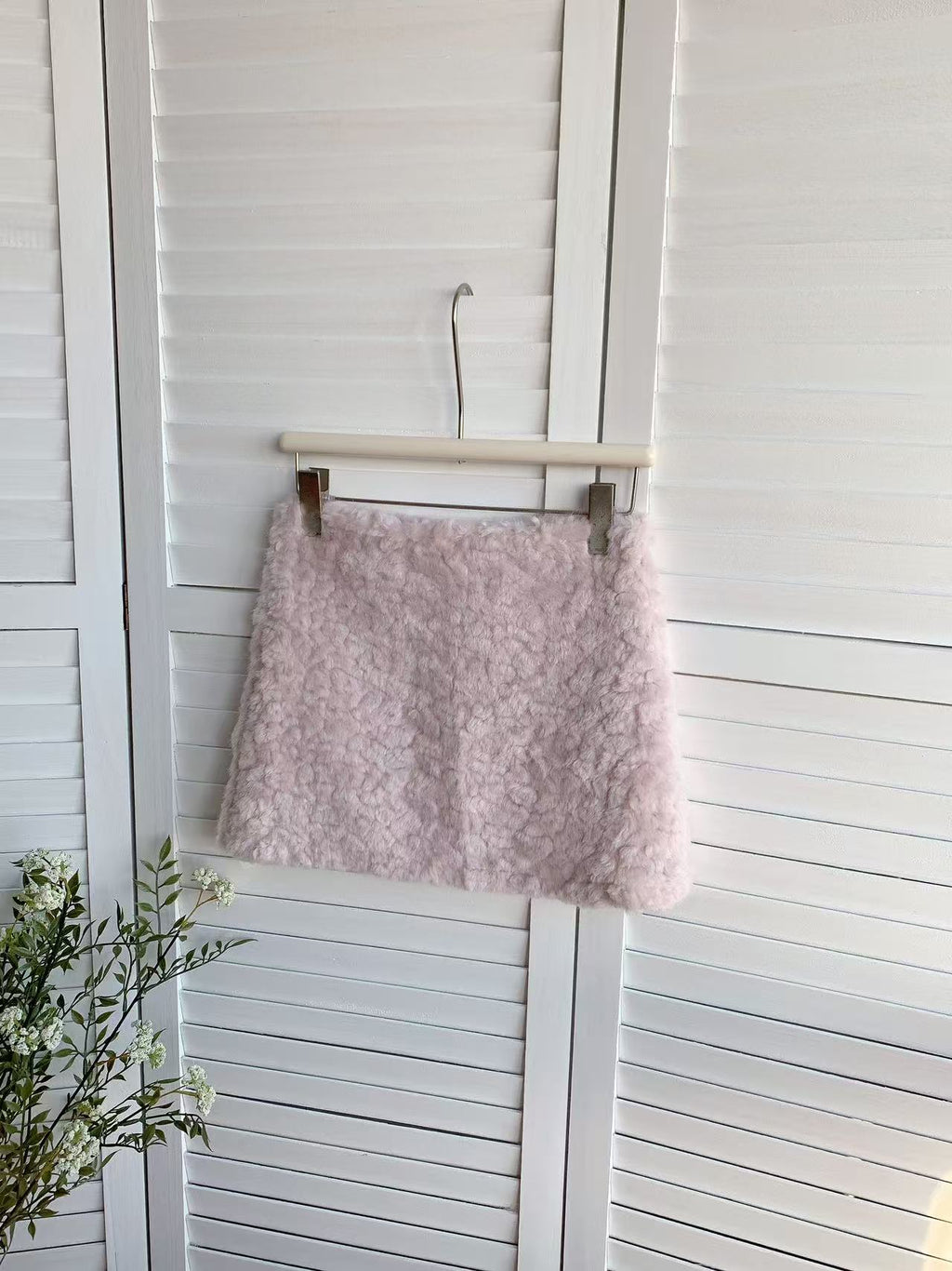 HELLO MILK TEE- 85717 毛絨短裙