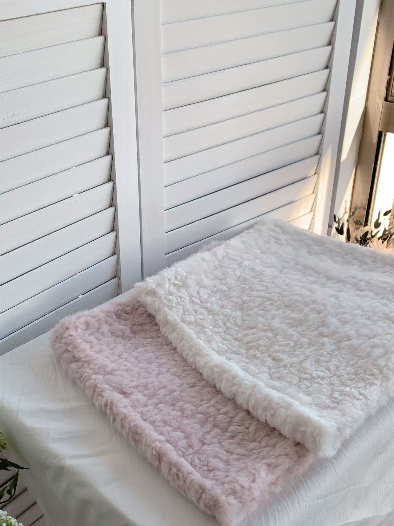 HELLO MILK TEE- 85717 毛絨短裙