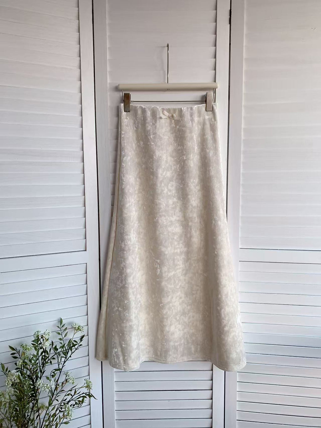 HELLO MILK TEE- 85758 絲絨半裙