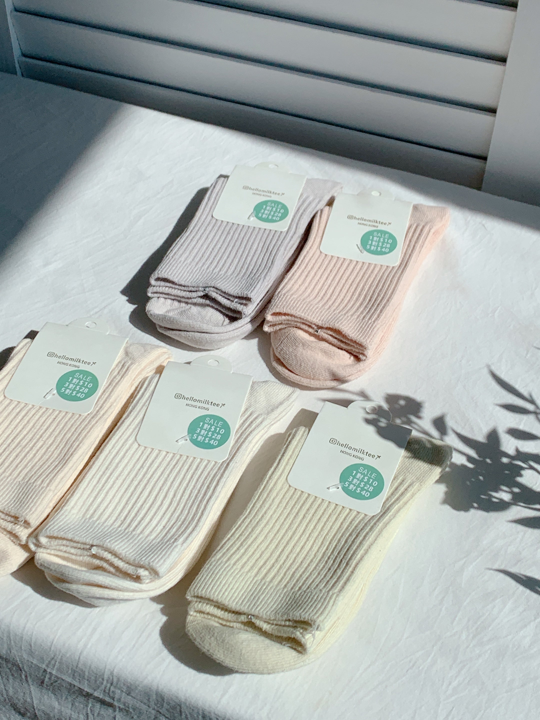 HELLO MILK TEE- AY1048 透氣百搭襪