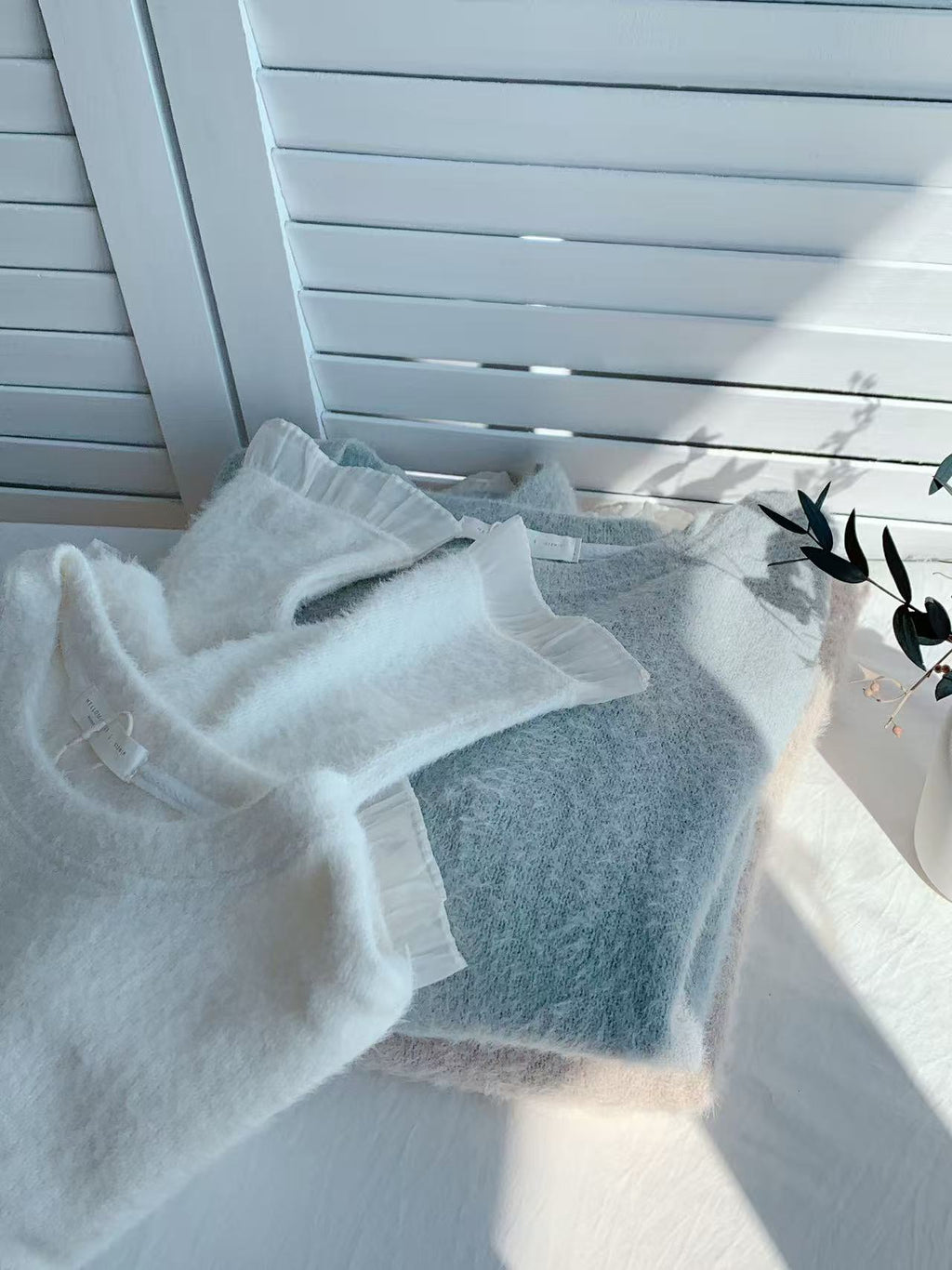 HELLO MILK TEE- 85778 花邊小衫