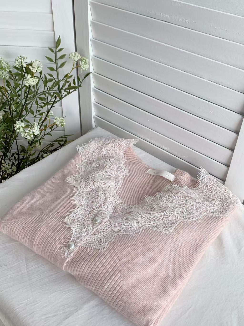 HELLO MILK TEE- 85764 蕾絲上衣