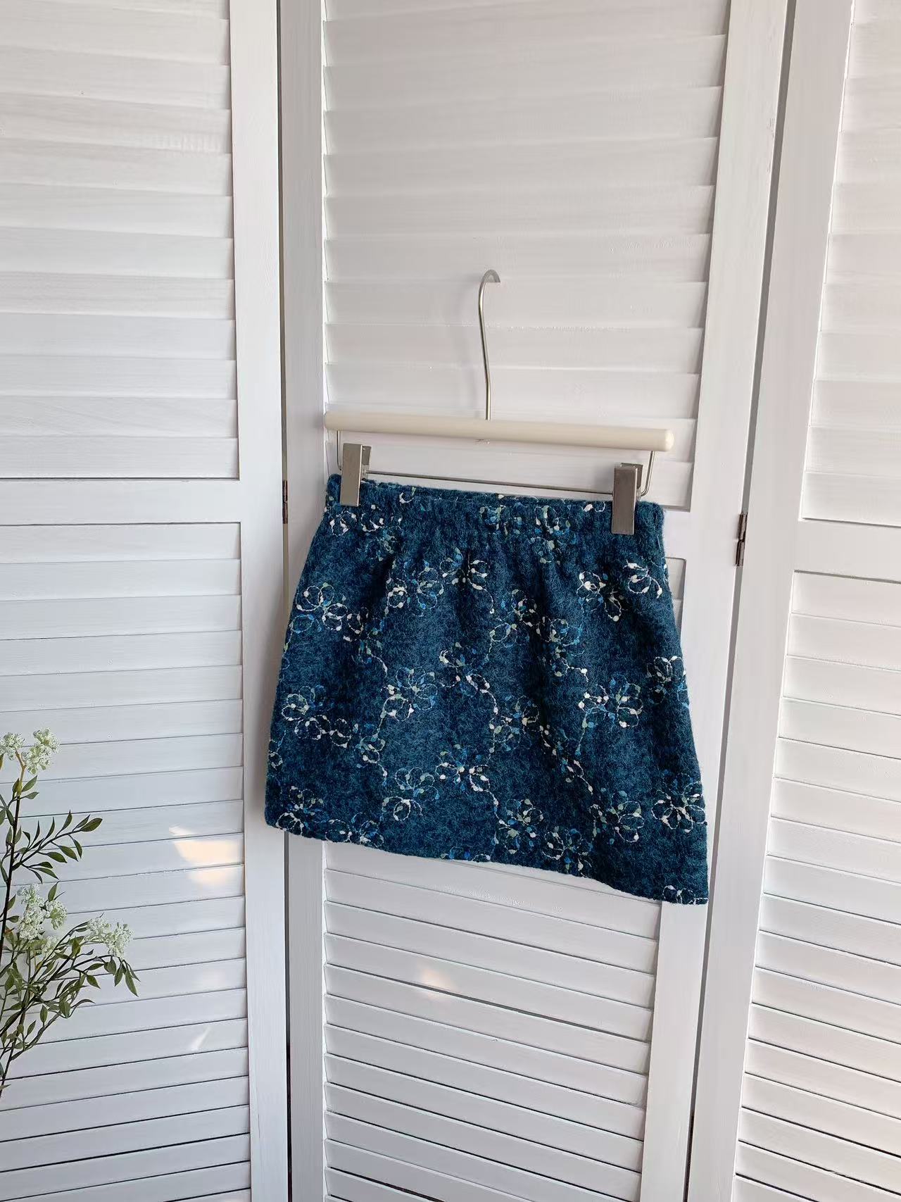 HELLO MILK TEE- 85802 質感短裙