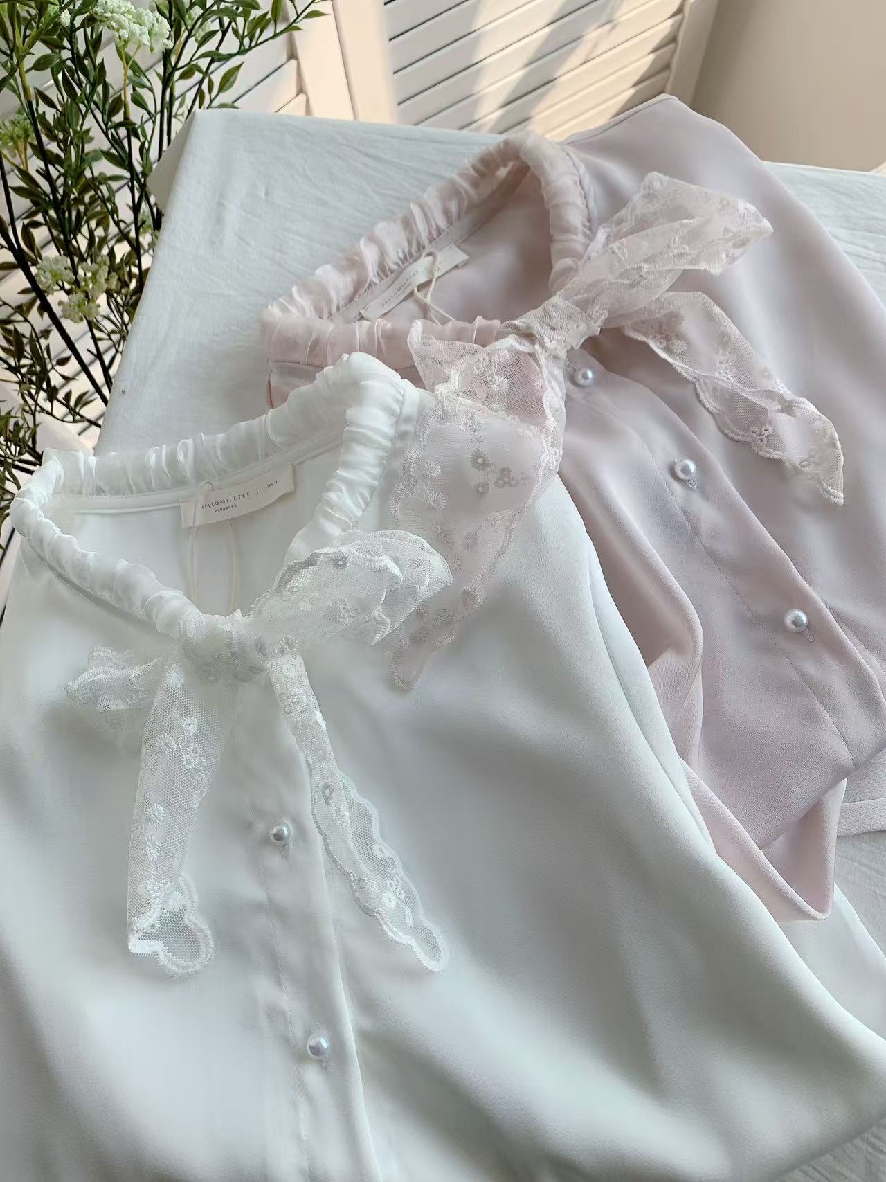 HELLO MILK TEE- 85773 系帶小衫