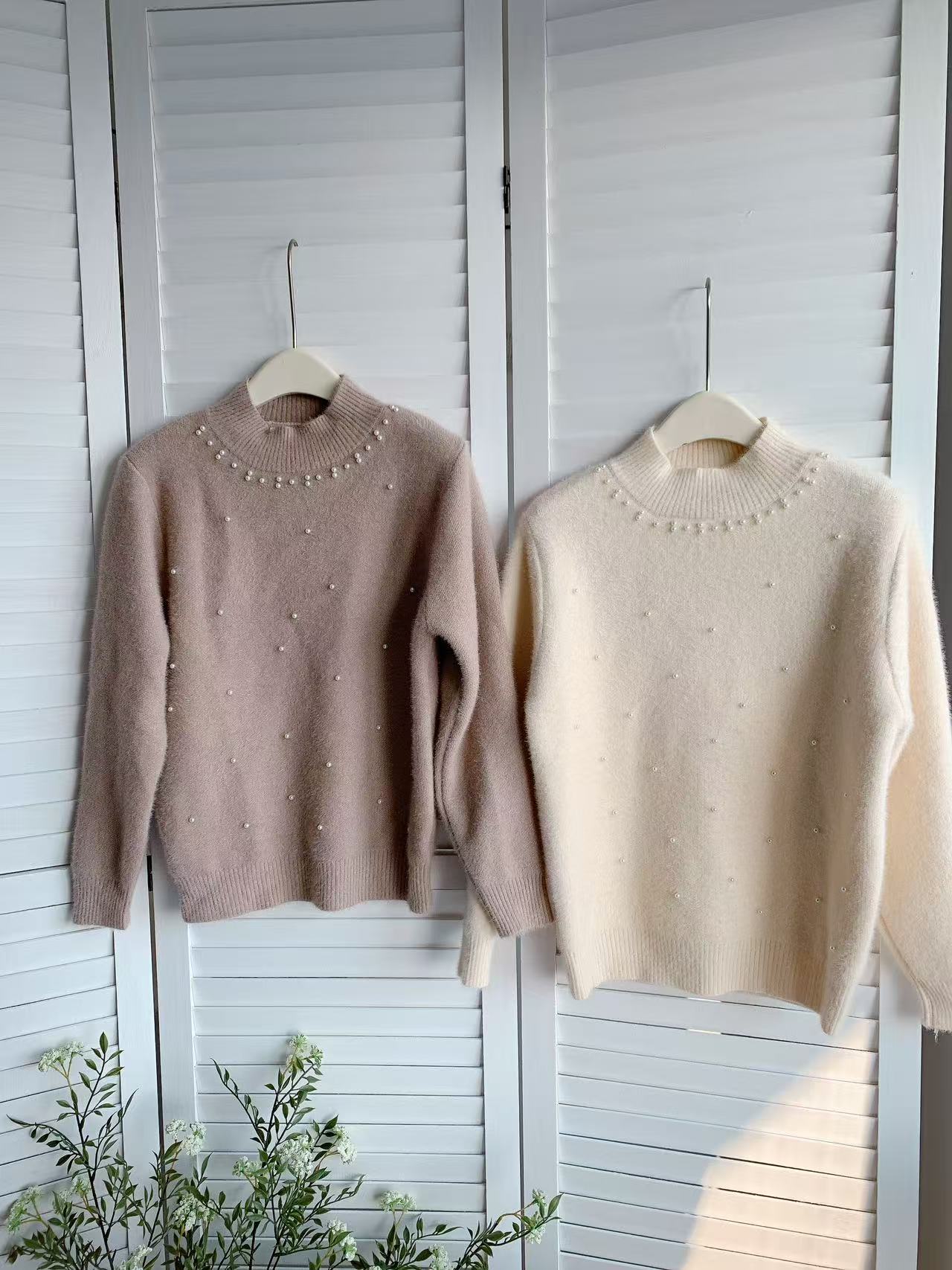 HELLO MILK TEE- 85784 韓系釘珠衫