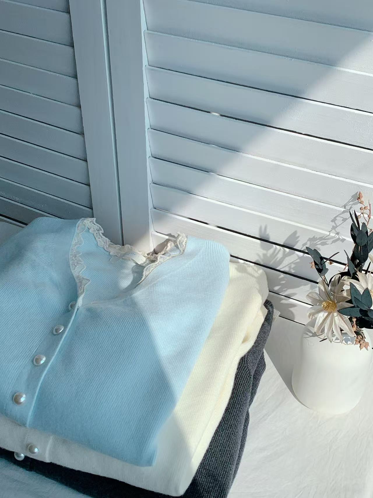 HELLO MILK TEE- 85667 蕾絲開衫