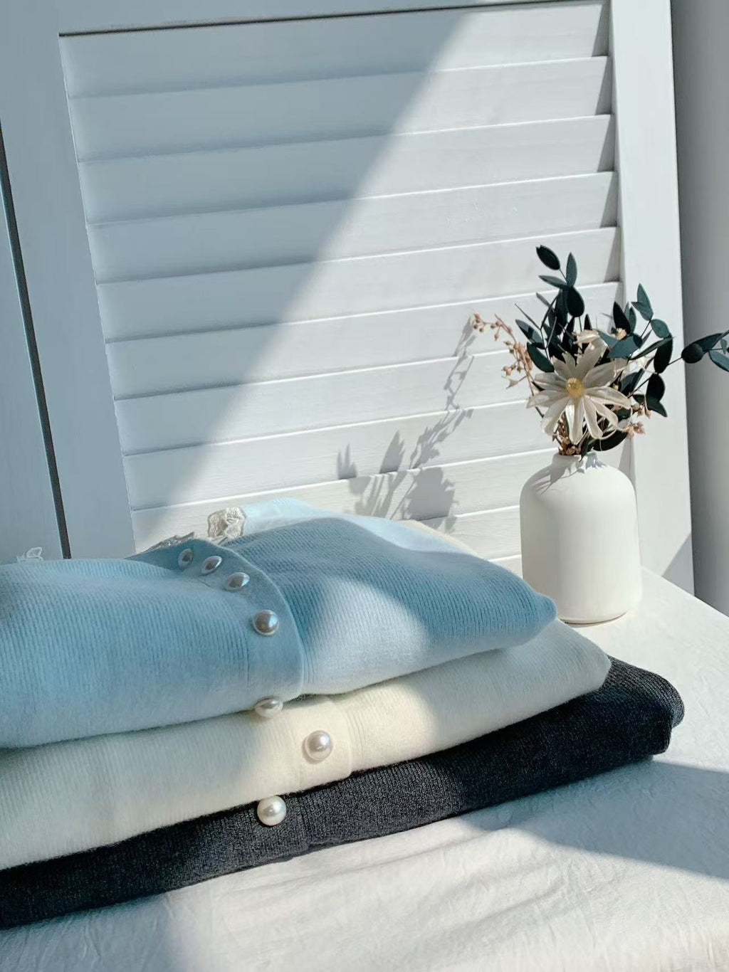 HELLO MILK TEE- 85667 蕾絲開衫