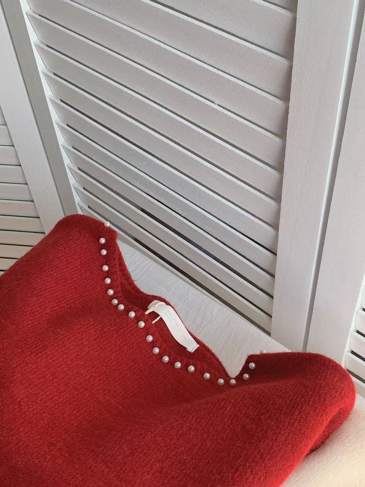 HELLO MILK TEE- 85760 釘珠針織衫