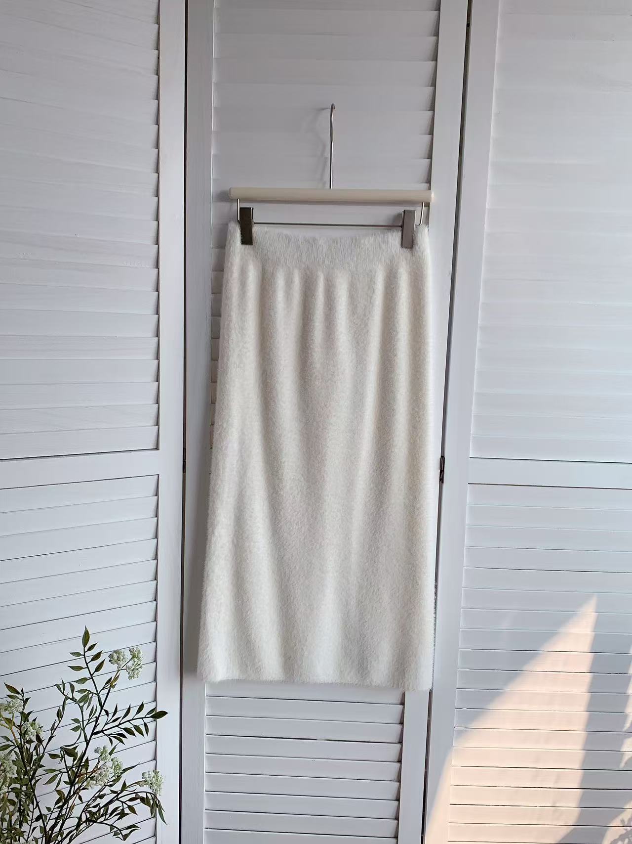 HELLO MILK TEE- 85790 針織半裙