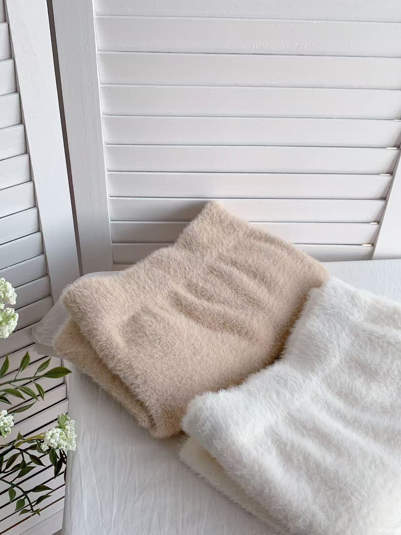 HELLO MILK TEE- 85790 針織半裙