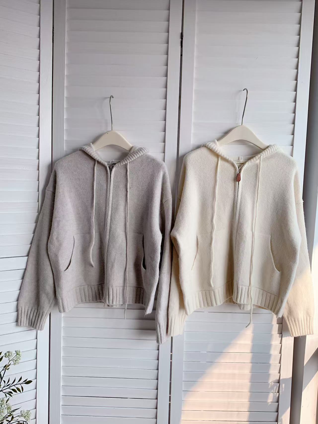 HELLO MILK TEE- 85761 拉鏈上衣