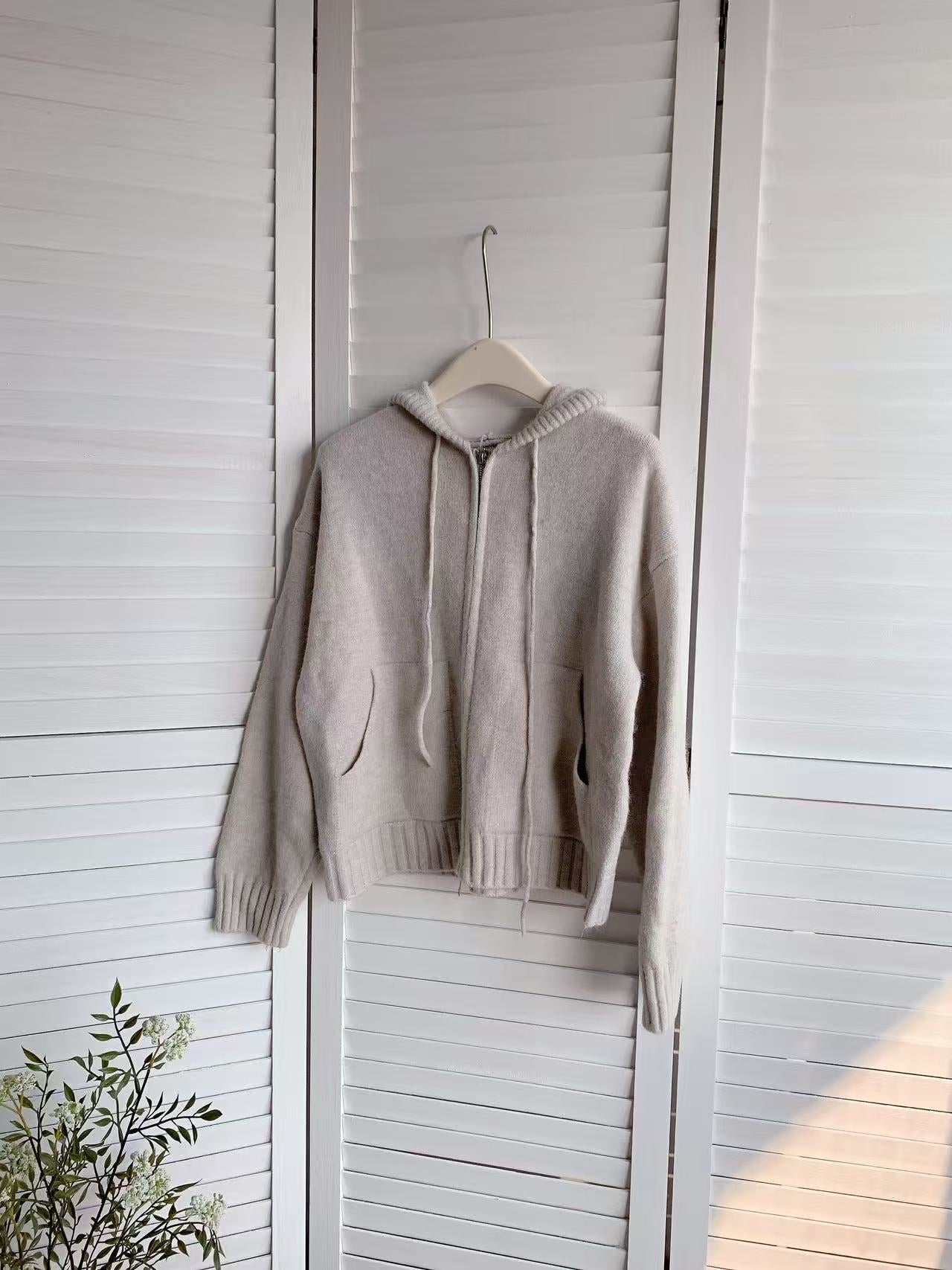 HELLO MILK TEE- 85761 拉鏈上衣