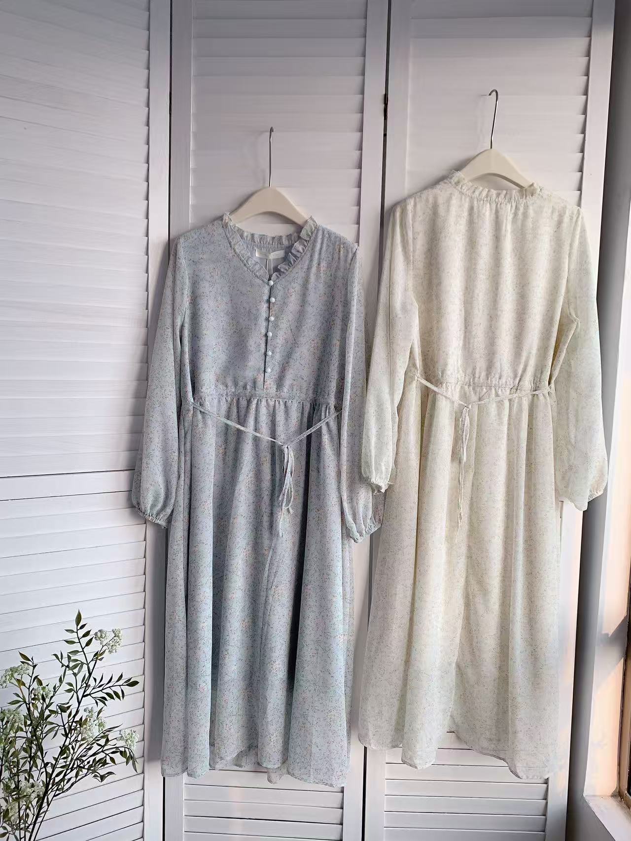 HELLO MILK TEE- 85777 法式碎花裙