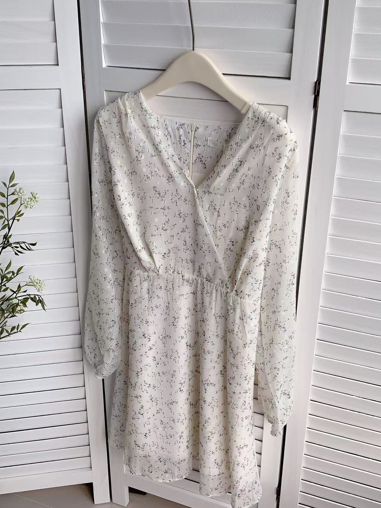 HELLO MILK TEE- 85776 碎花連衣裙