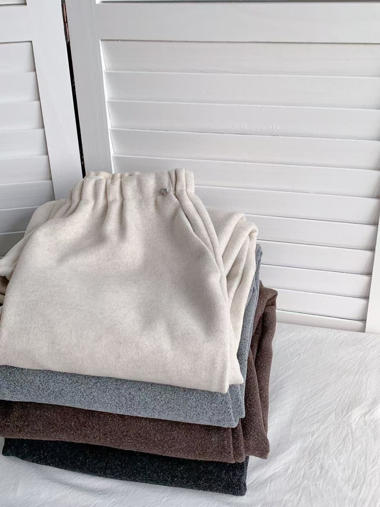 HELLO MILK TEE- 85808 休閑長褲