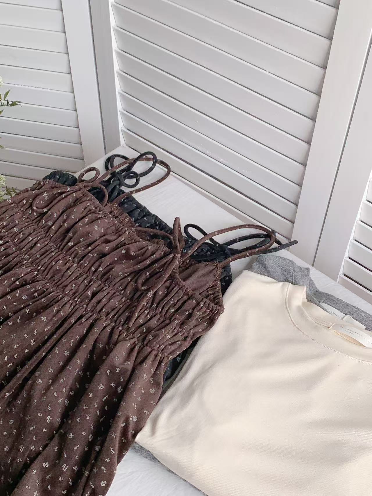 HELLO MILK TEE- 85794 吊帶套裝