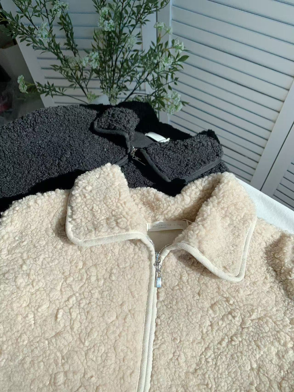 HELLO MILK TEE- 85820 毛絨外套