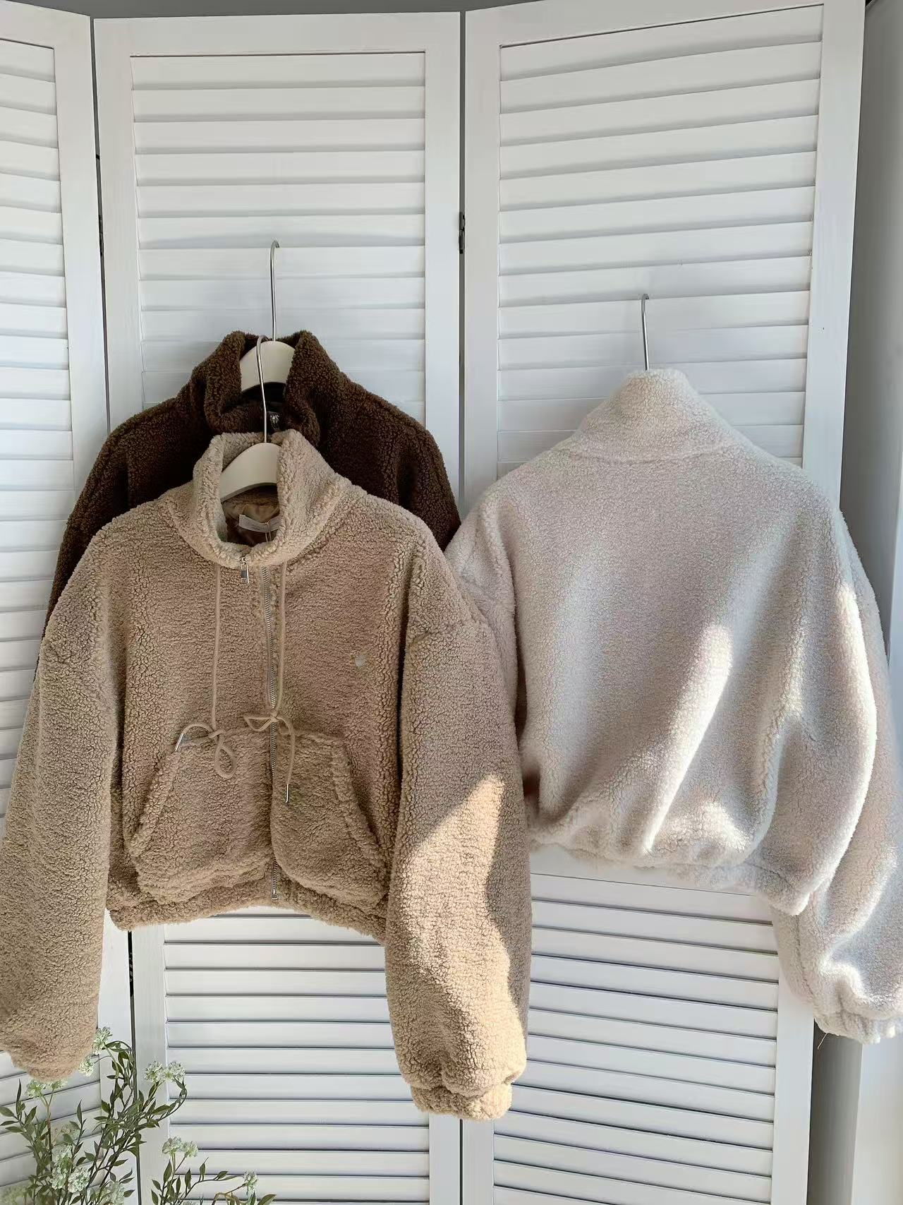 HELLO MILK TEE- 85834 立領外套