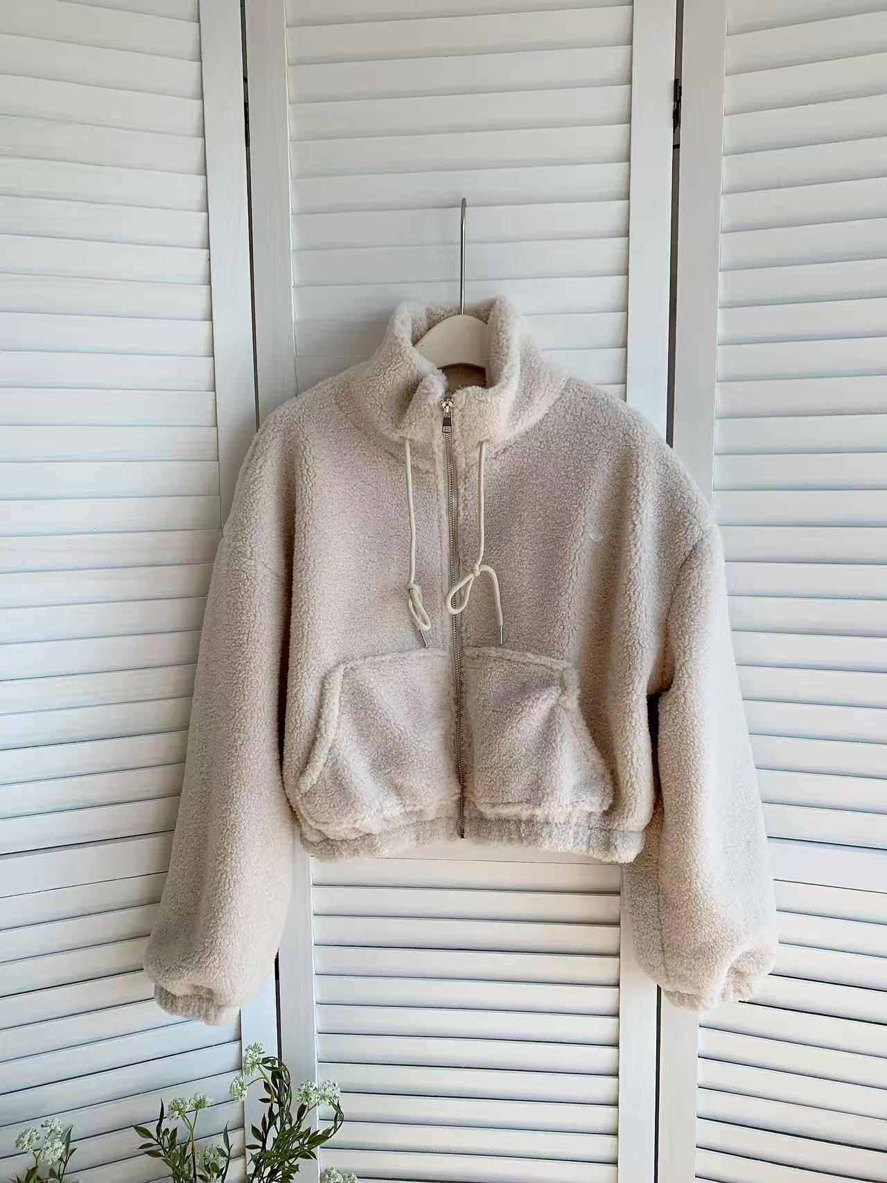 HELLO MILK TEE- 85834 立領外套