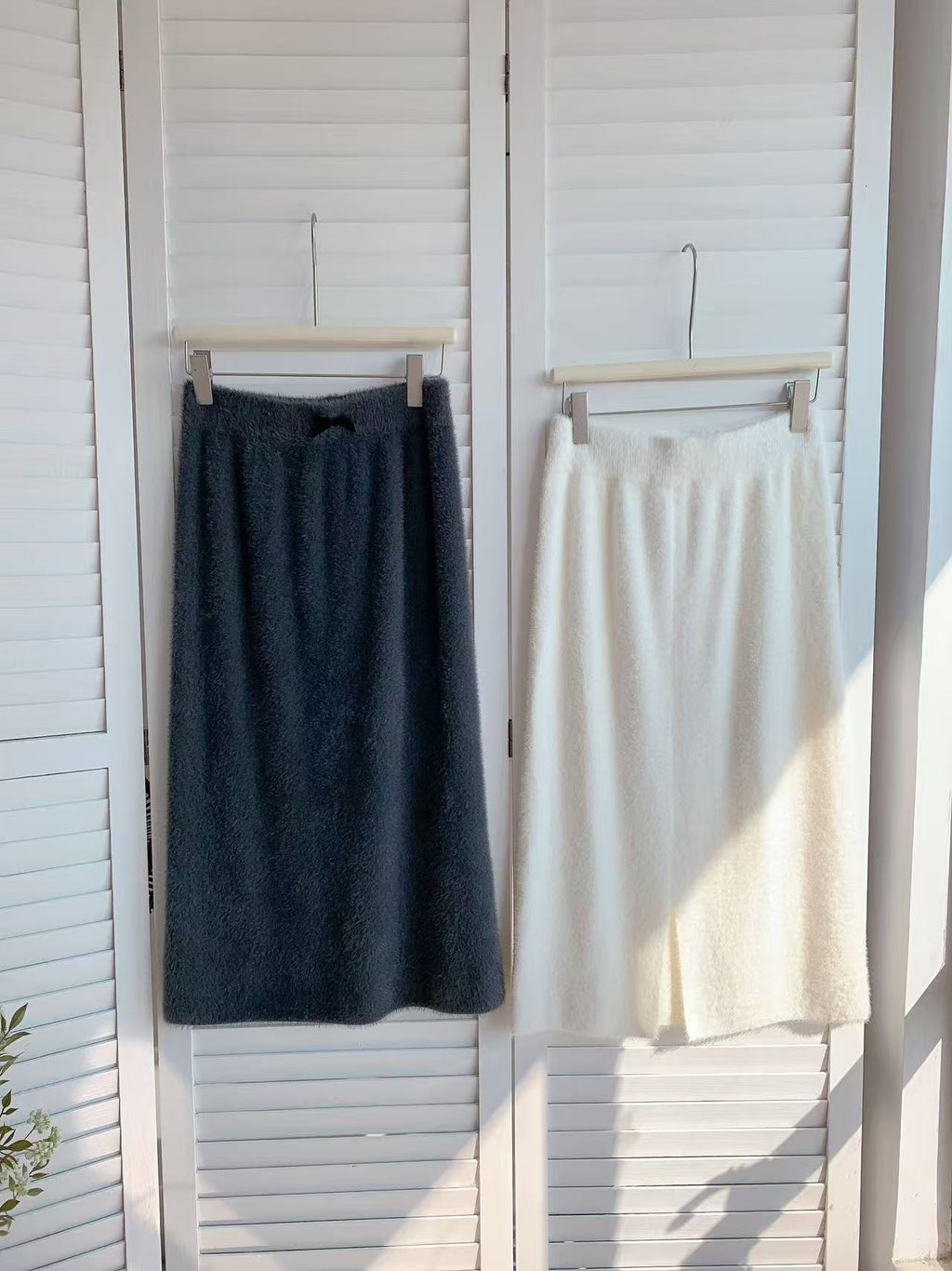 HELLO MILK TEE- 85858 毛毛半裙