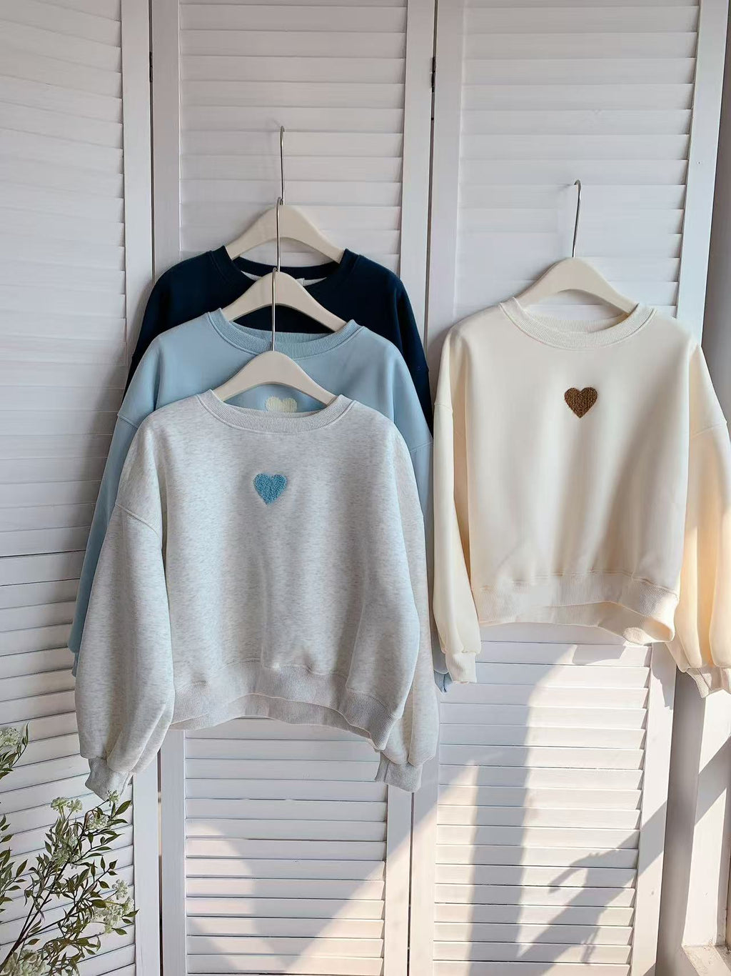 HELLO MILK TEE- 85883 愛心加絨衛衣