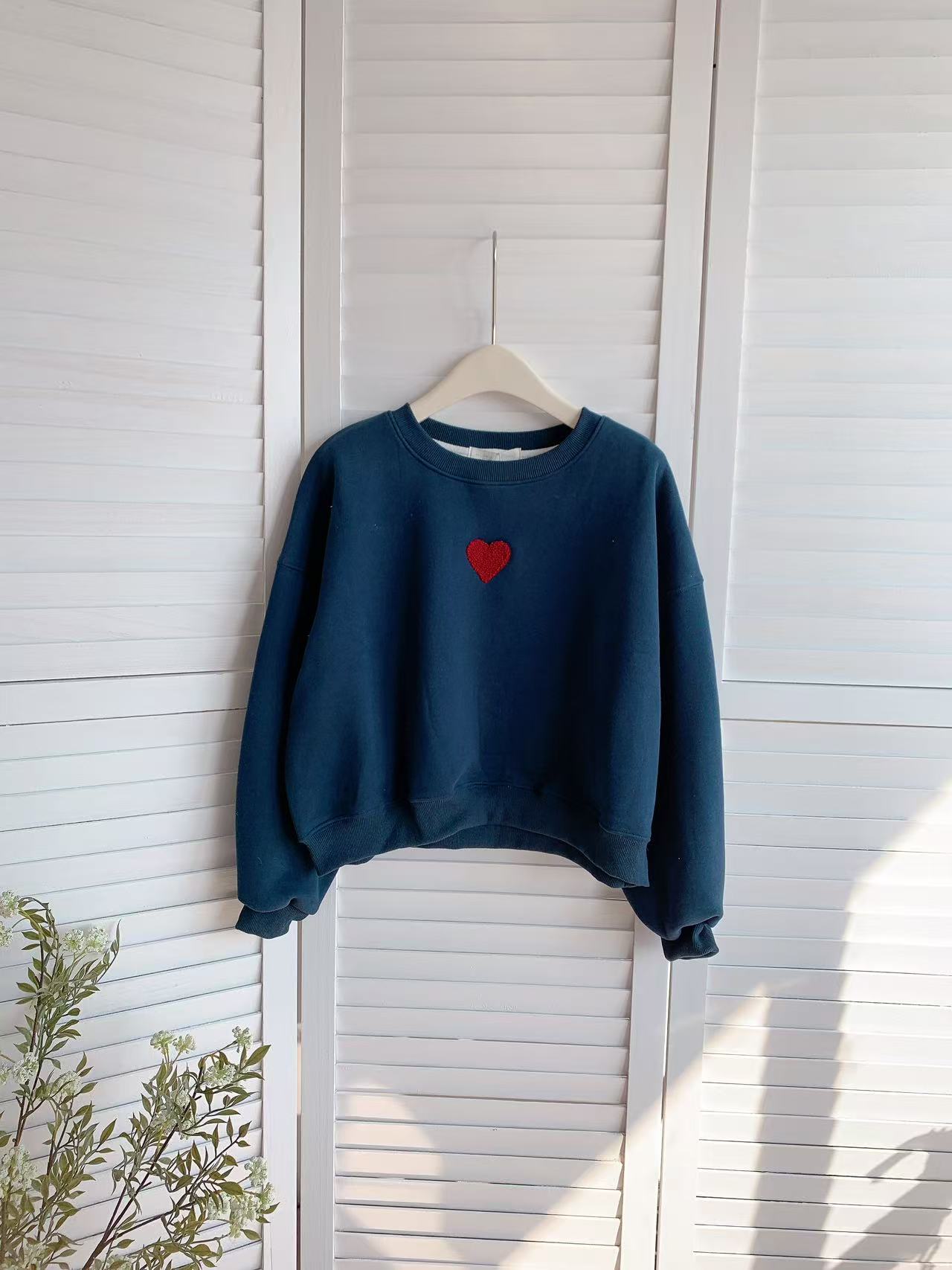 HELLO MILK TEE- 85883 愛心加絨衛衣