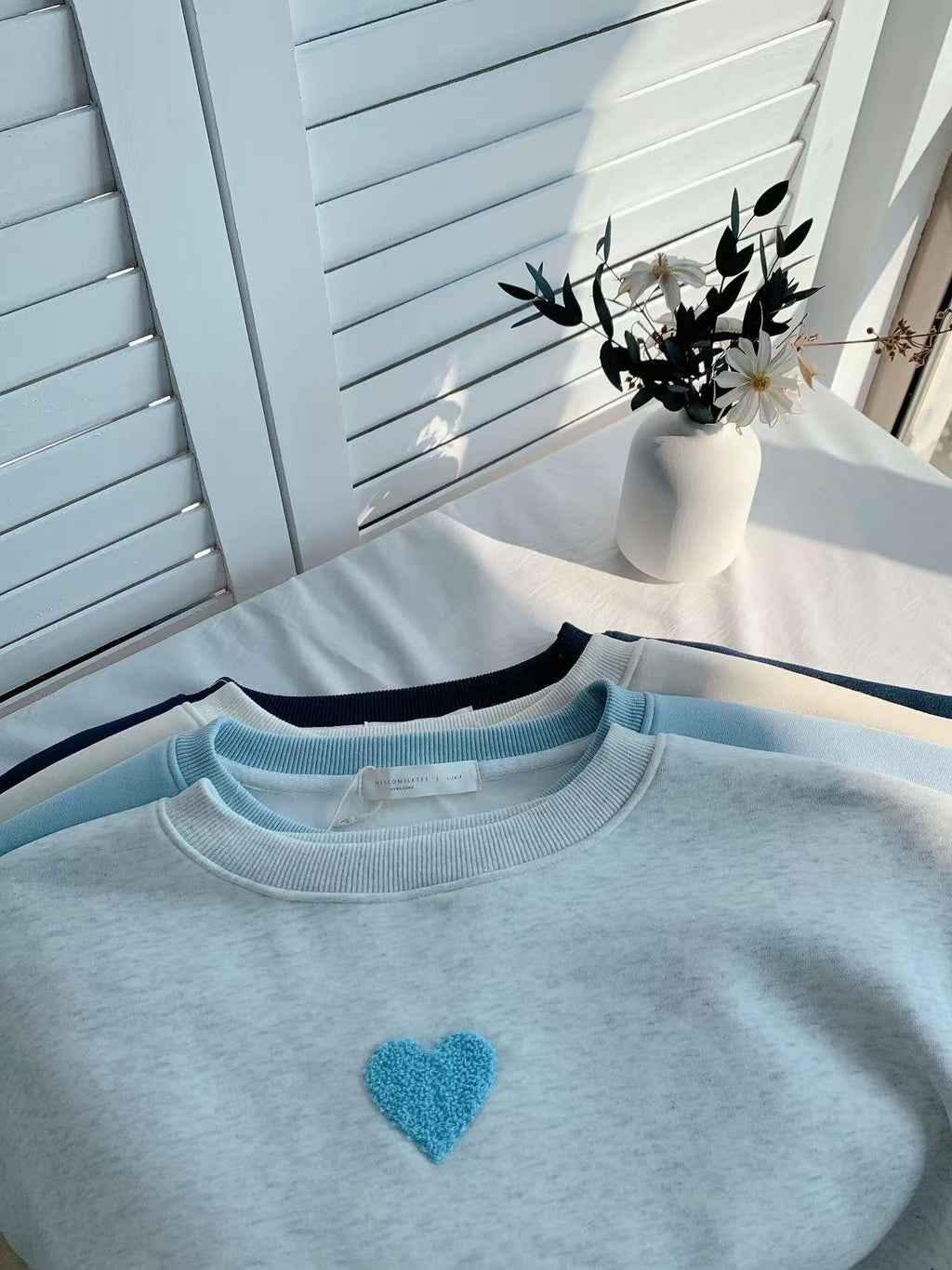 HELLO MILK TEE- 85883 愛心加絨衛衣