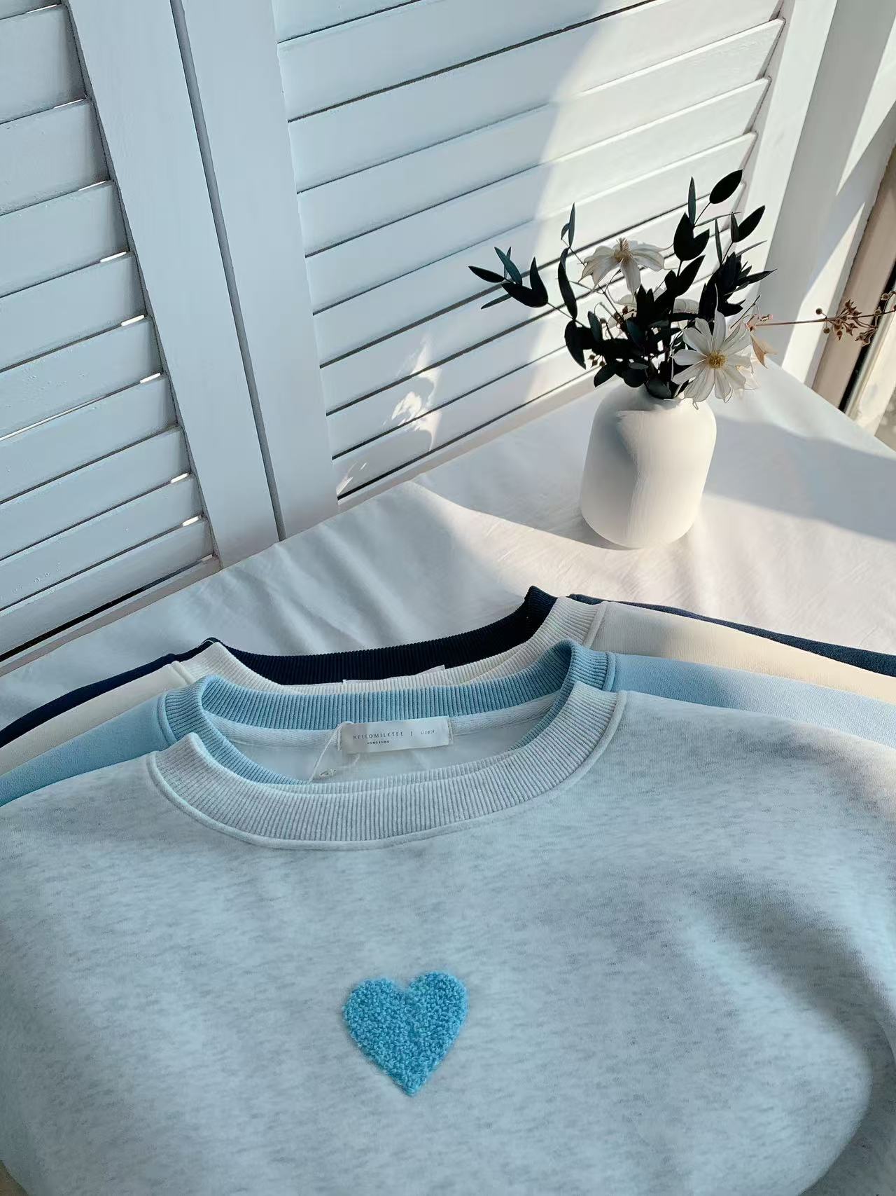 HELLO MILK TEE- 85883 愛心加絨衛衣