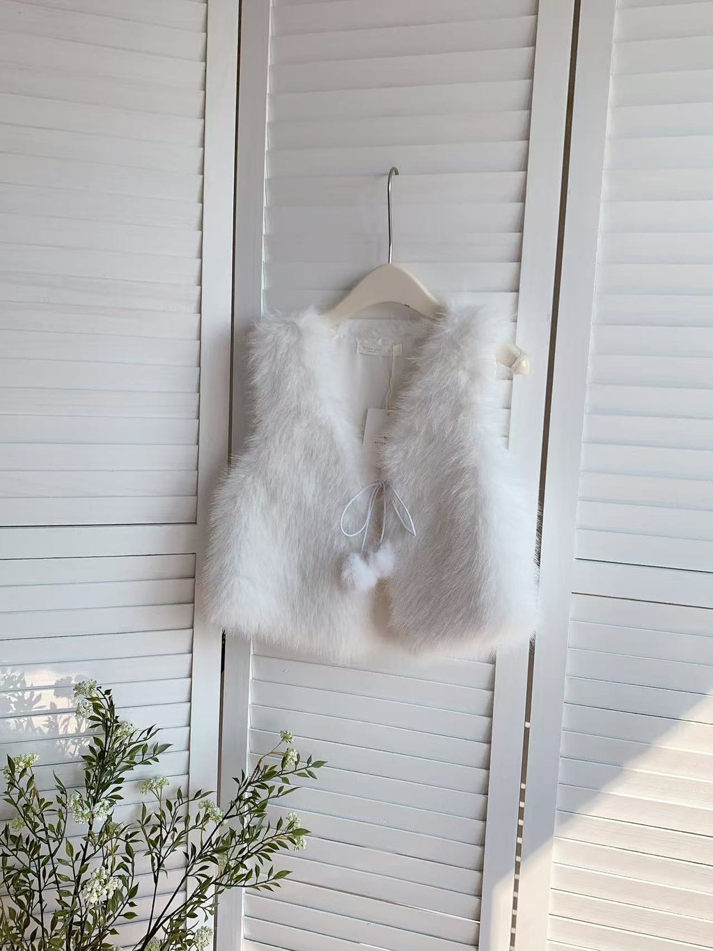 HELLO MILK TEE- 85875 毛絨馬甲