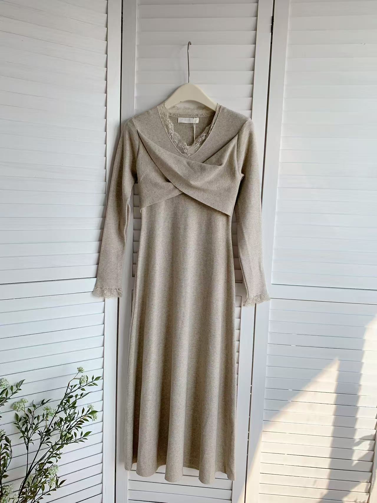 HELLO MILK TEE- 85781 蕾絲連衣裙