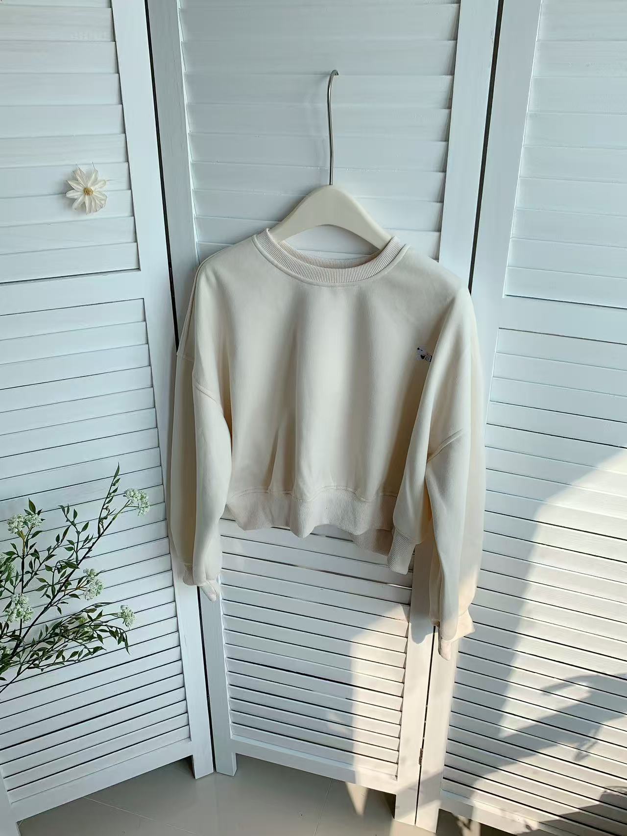 HELLO MILK TEE- 85848 刺繡衛衣